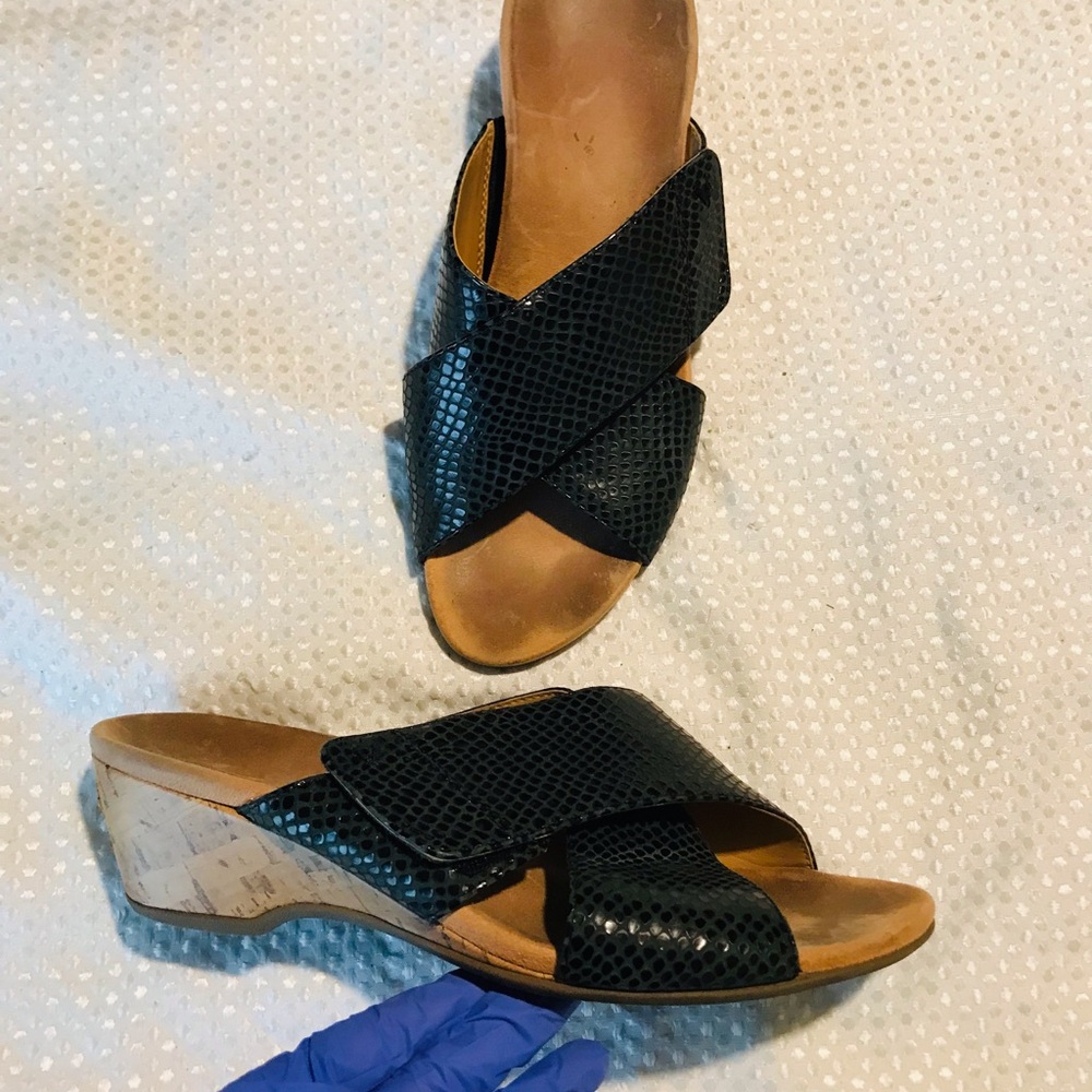 Vionic sandals